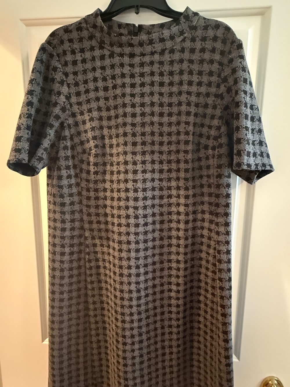 Anne Klein Black and Gray Houndstooth Midi Dress